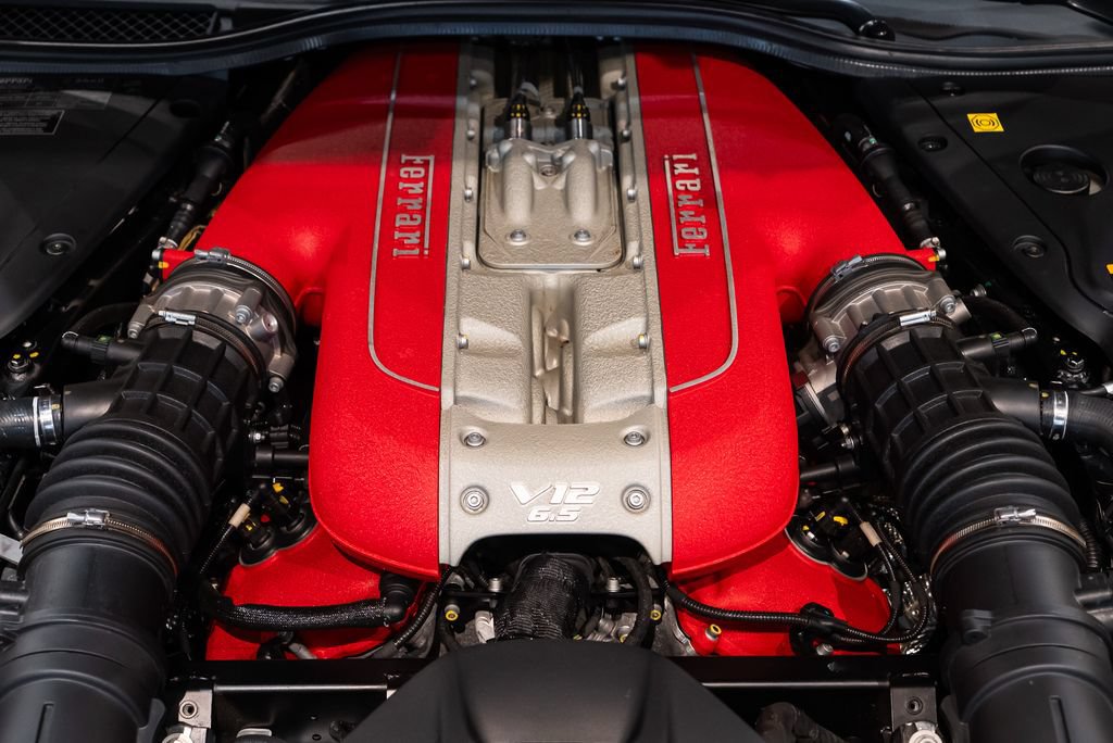 Certified 2021 Ferrari 812 GTS RWD image 20