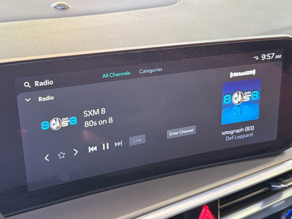 Used 2025 Kia Sorento SX image 8