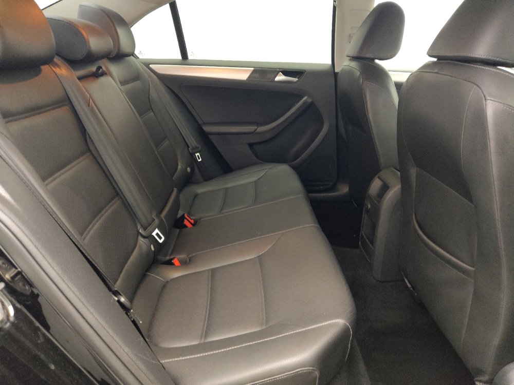 Used 2018 Volkswagen Jetta SEL image 19