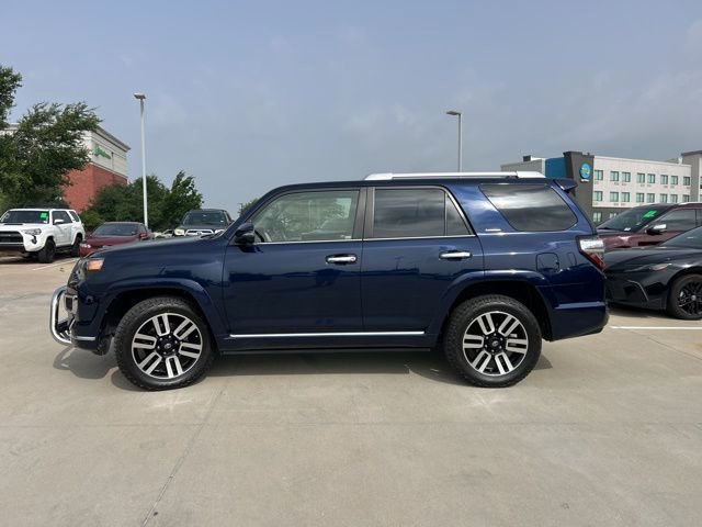 Used 2018 Toyota 4Runner Limited AWD/4WD image 5