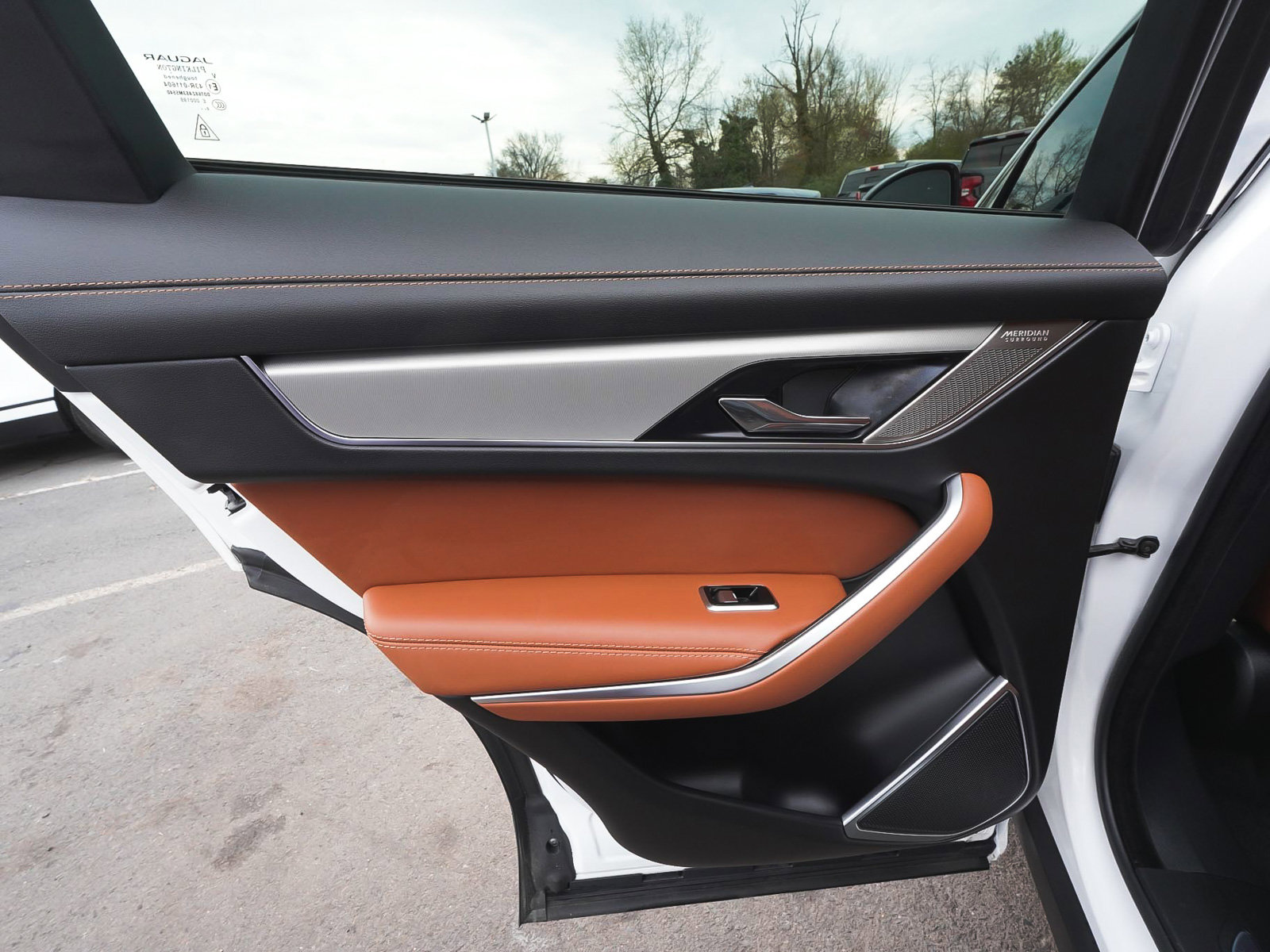 Used 2026 Jaguar F-PACE R-Dynamic S image 11