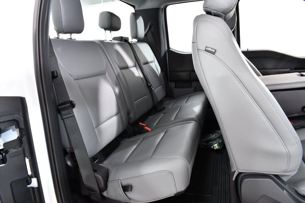 New 2025 Ford F350 XL w/ XL Chrome Package image 19