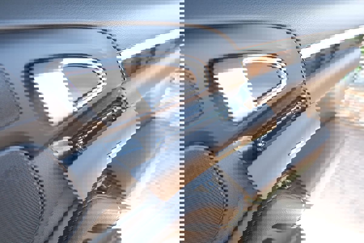 Used 2017 Porsche Cayenne S image 49