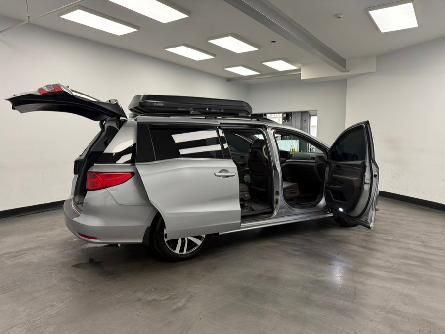 Used 2018 Honda Odyssey Touring image 35