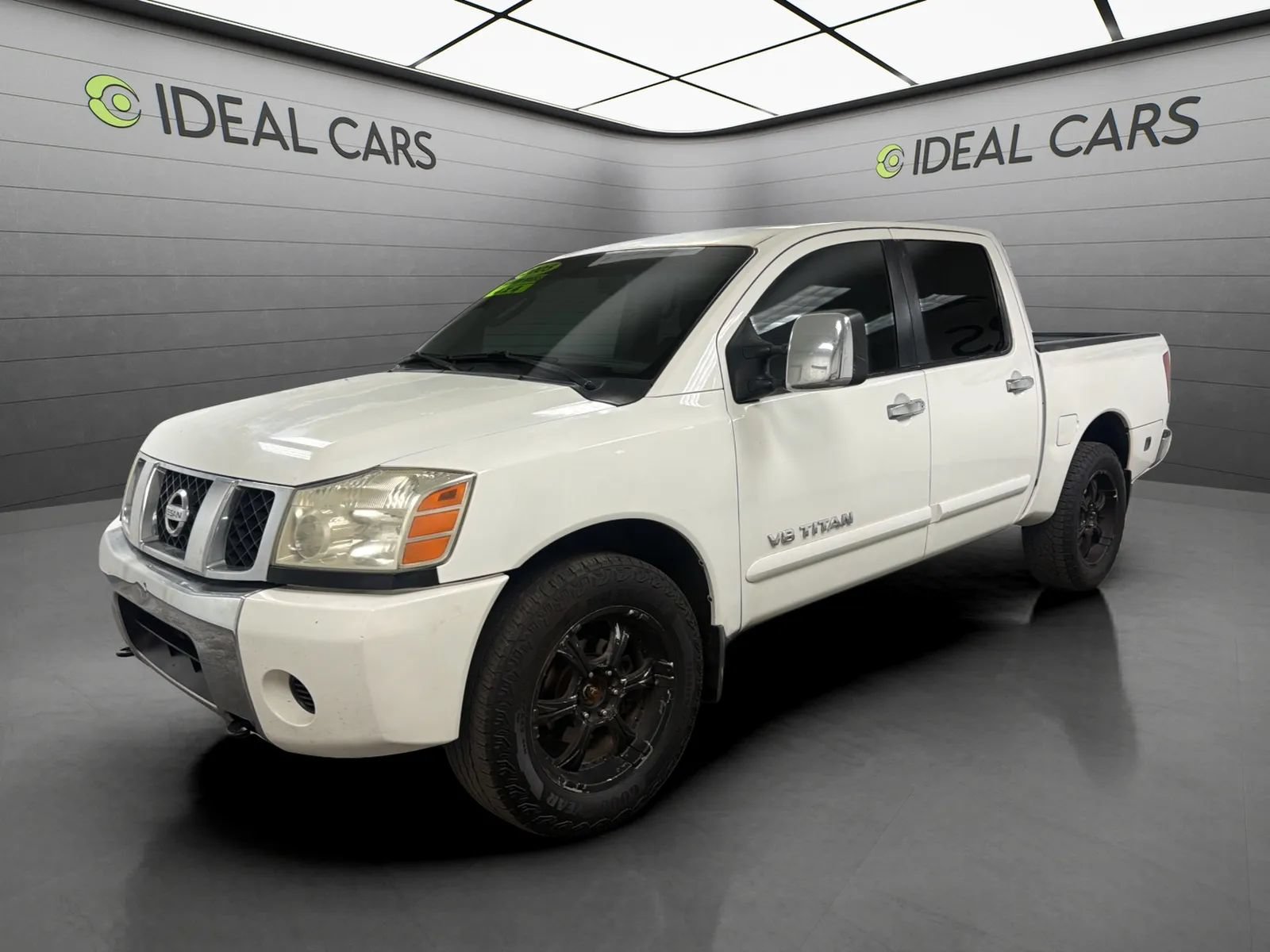 Used 2005 Nissan Titan SE w/ (W01) Utility Bed Pkg