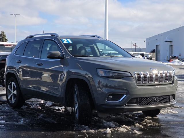 Used 2021 Jeep Cherokee Limited image 17