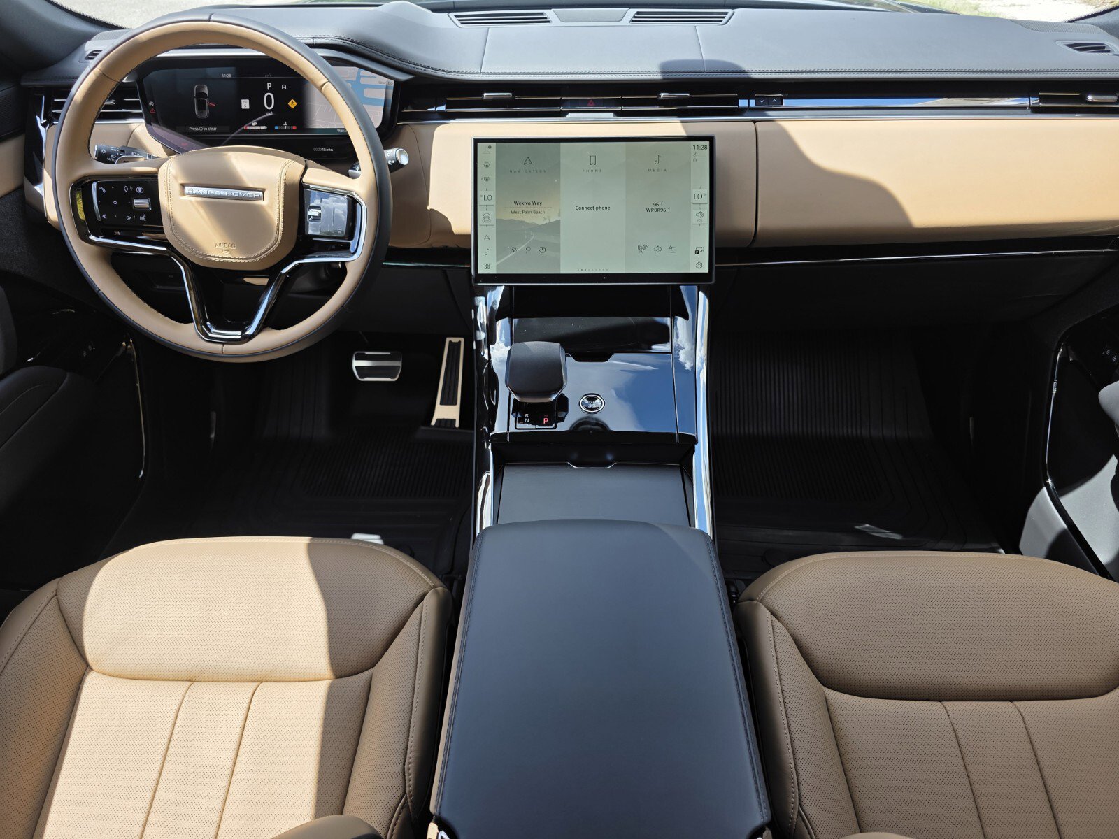 New 2026 Land Rover Range Rover Sport Dynamic SE AWD/4WD image 4