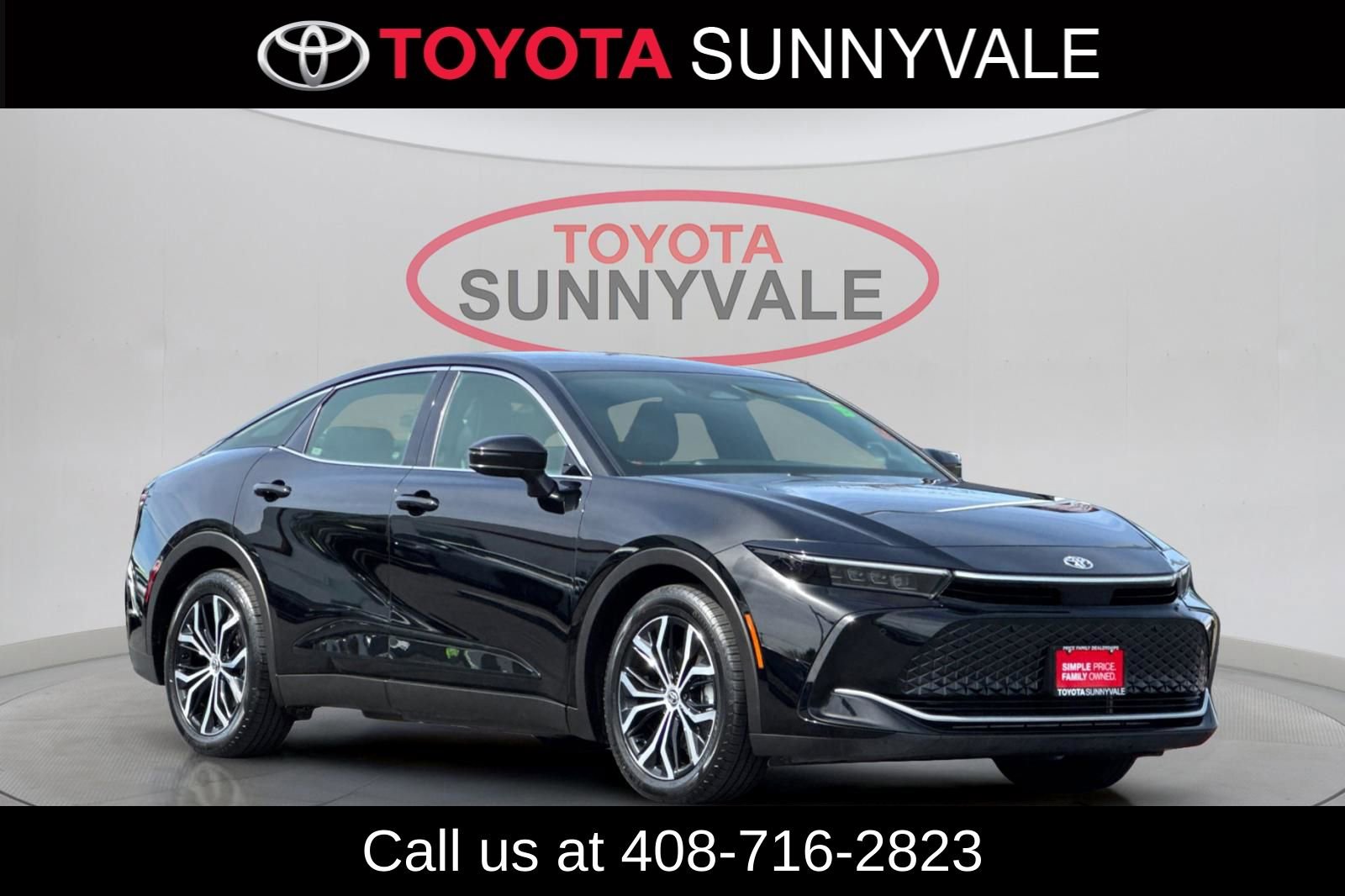 Certified 2024 Toyota Crown Limited image 11