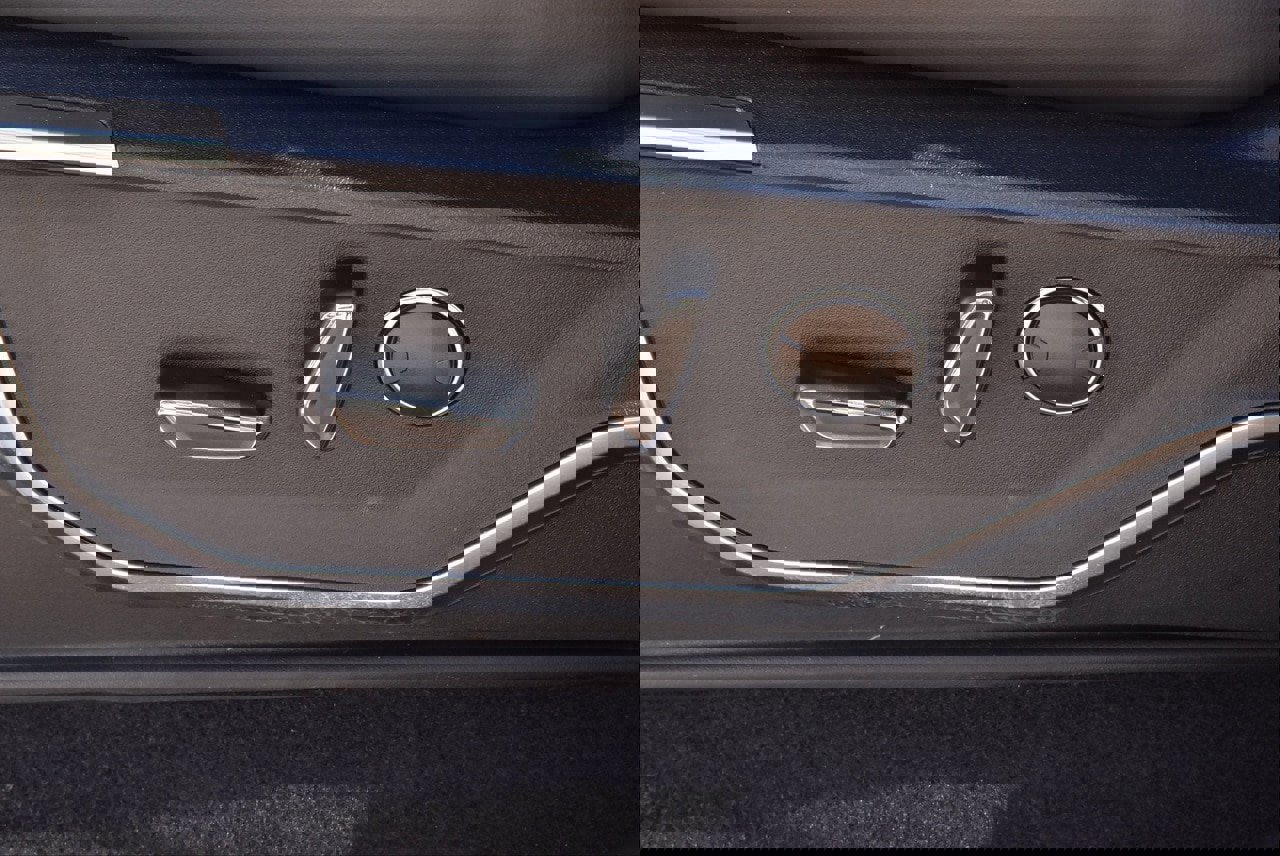 Certified 2025 Ford F150 Raptor image 38