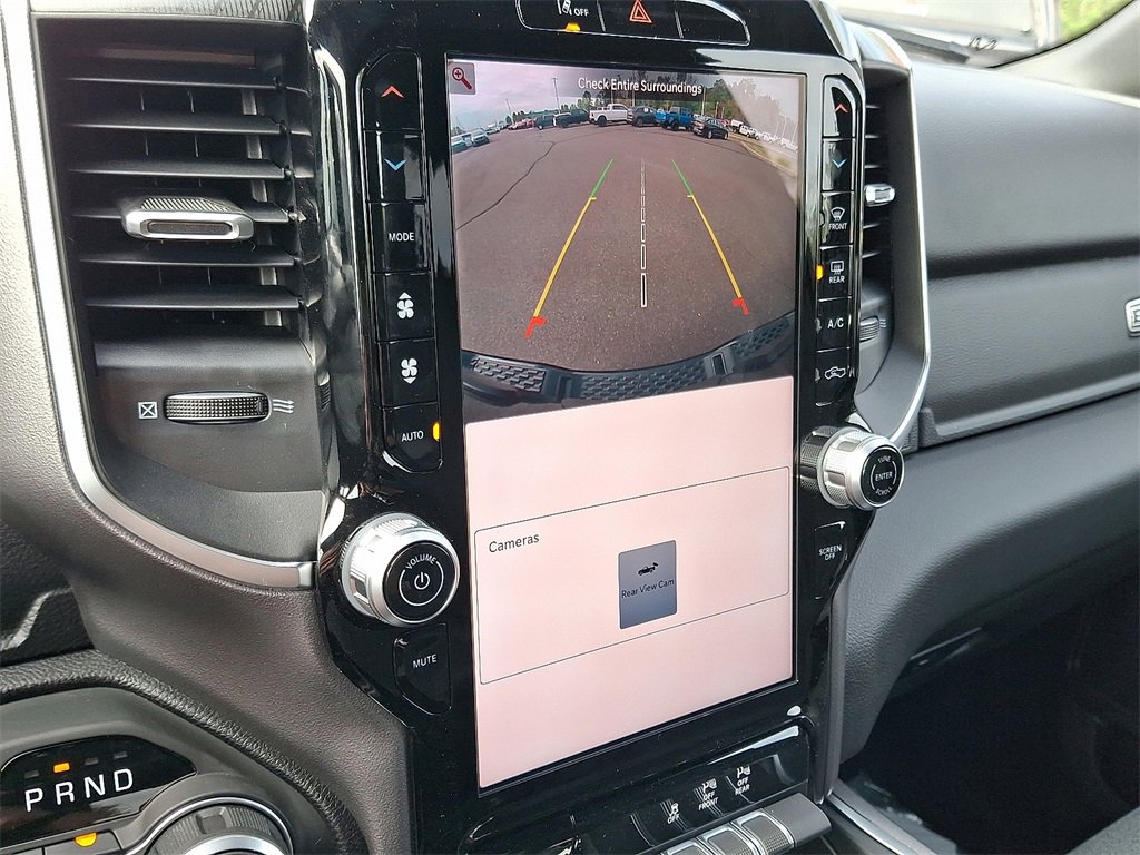 New 2026 RAM 1500 4x4 Crew Cab image 12