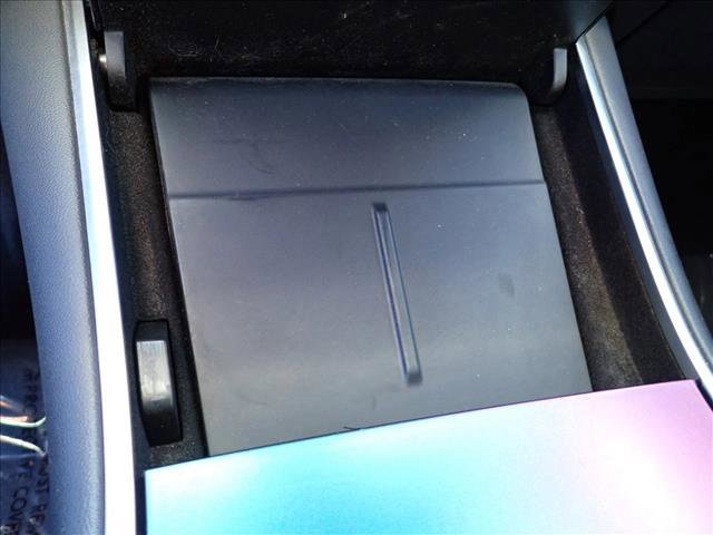 Used 2020 Tesla Model Y Long Range image 16