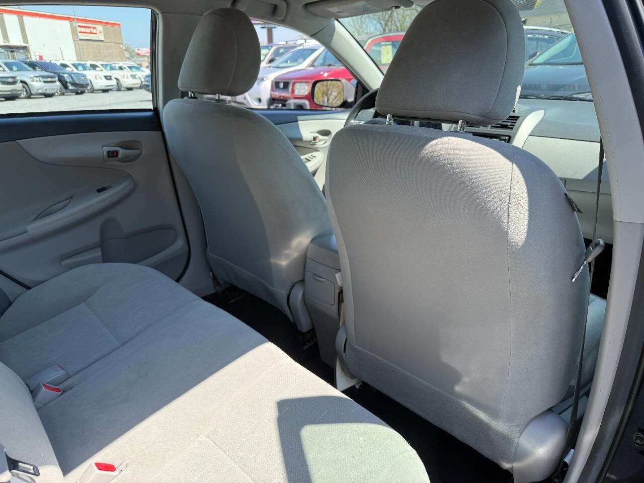 Used 2013 Toyota Corolla L image 26