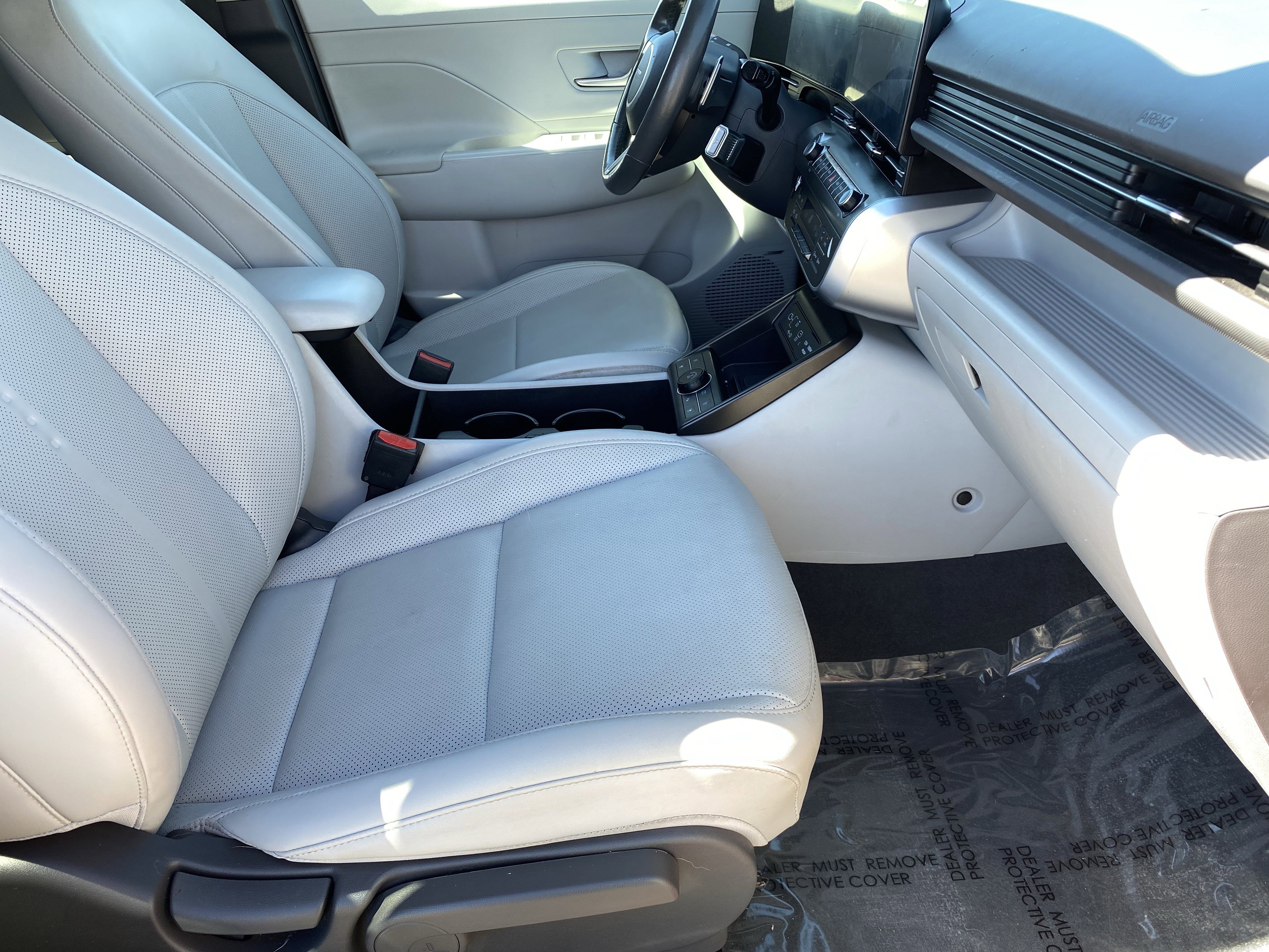 Certified 2024 Hyundai Kona Limited AWD/4WD image 11