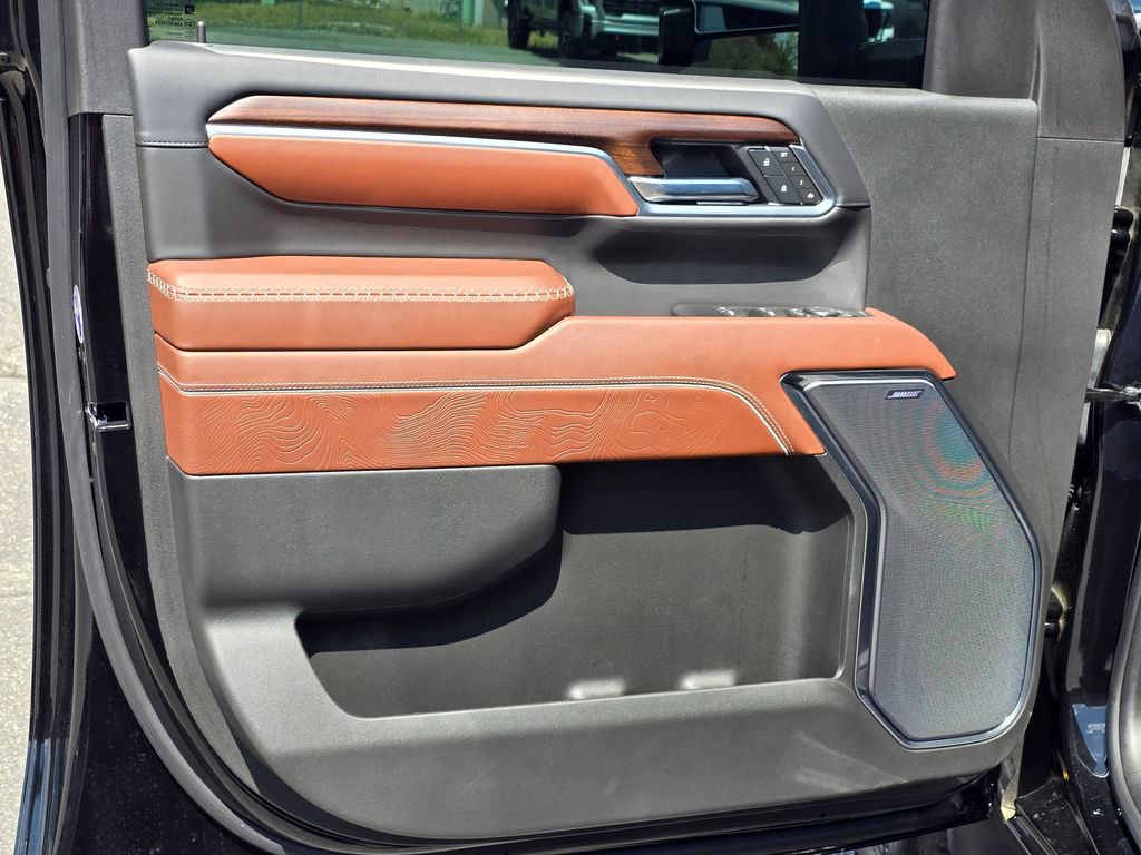 Used 2025 GMC Sierra 2500 Denali Ultimate image 42