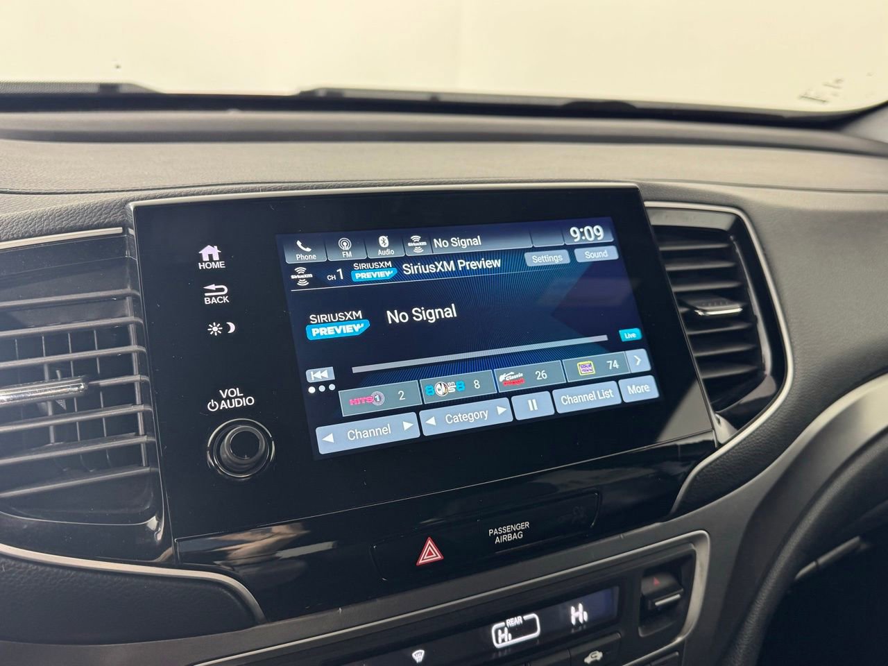 Used 2022 Honda Passport EX-L image 17