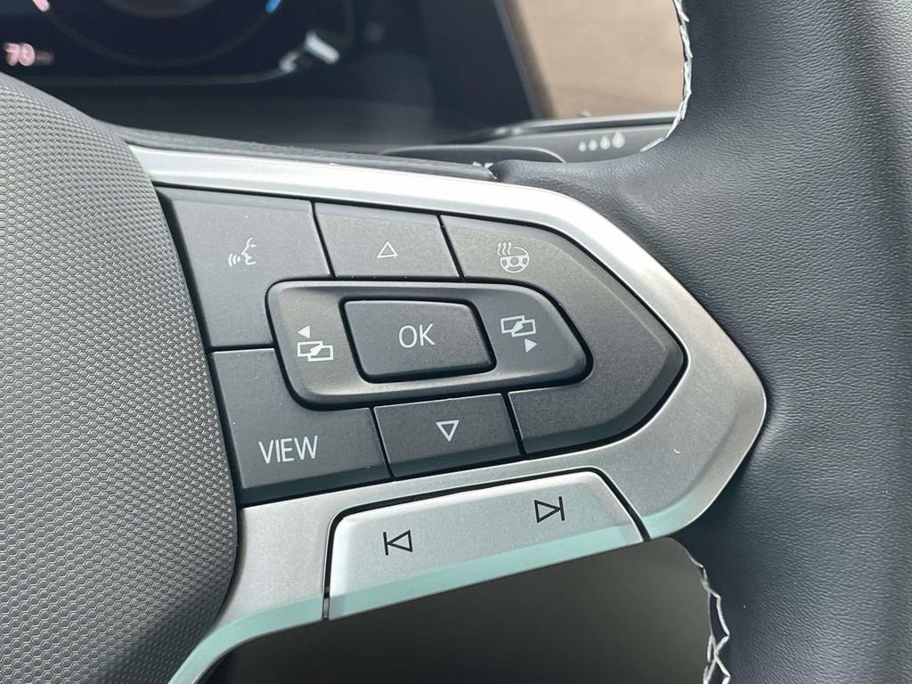 New 2026 Volkswagen Atlas SE FWD image 24