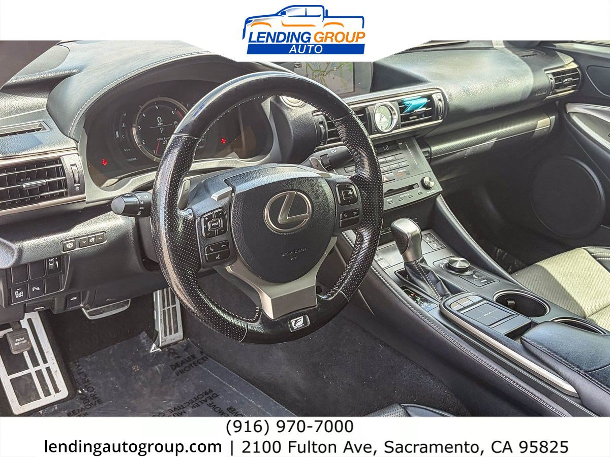 Used 2016 Lexus RC 200t RWD image 11