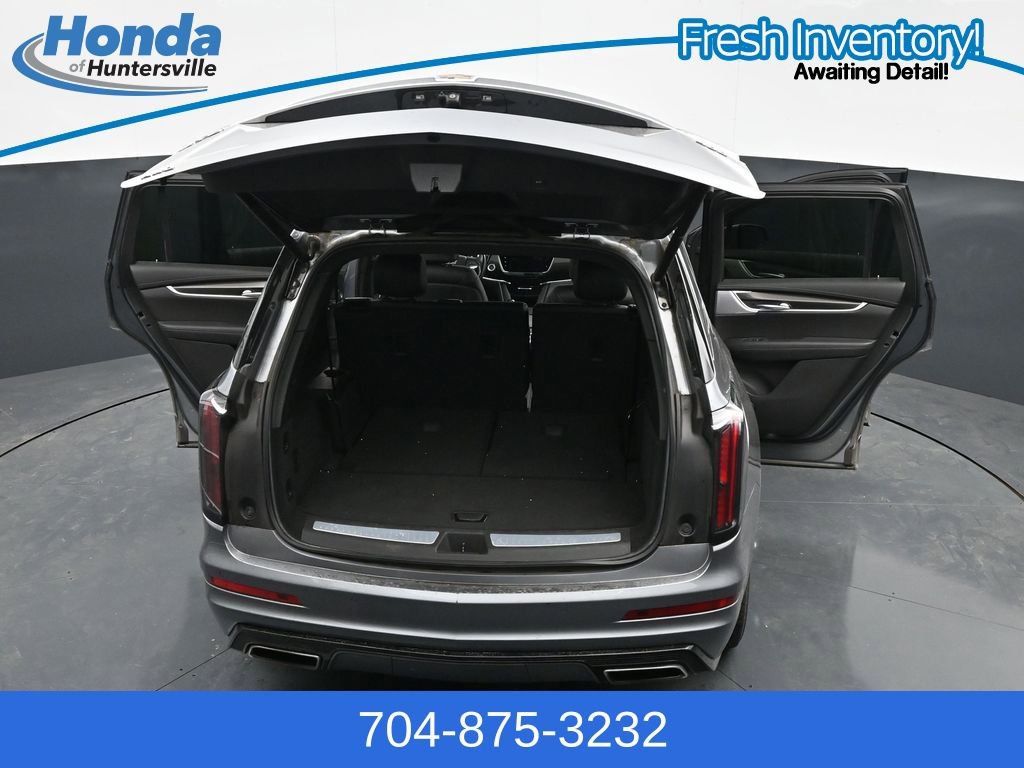 Used 2022 Cadillac XT6 Sport w/ Technology Package AWD/4WD image 30