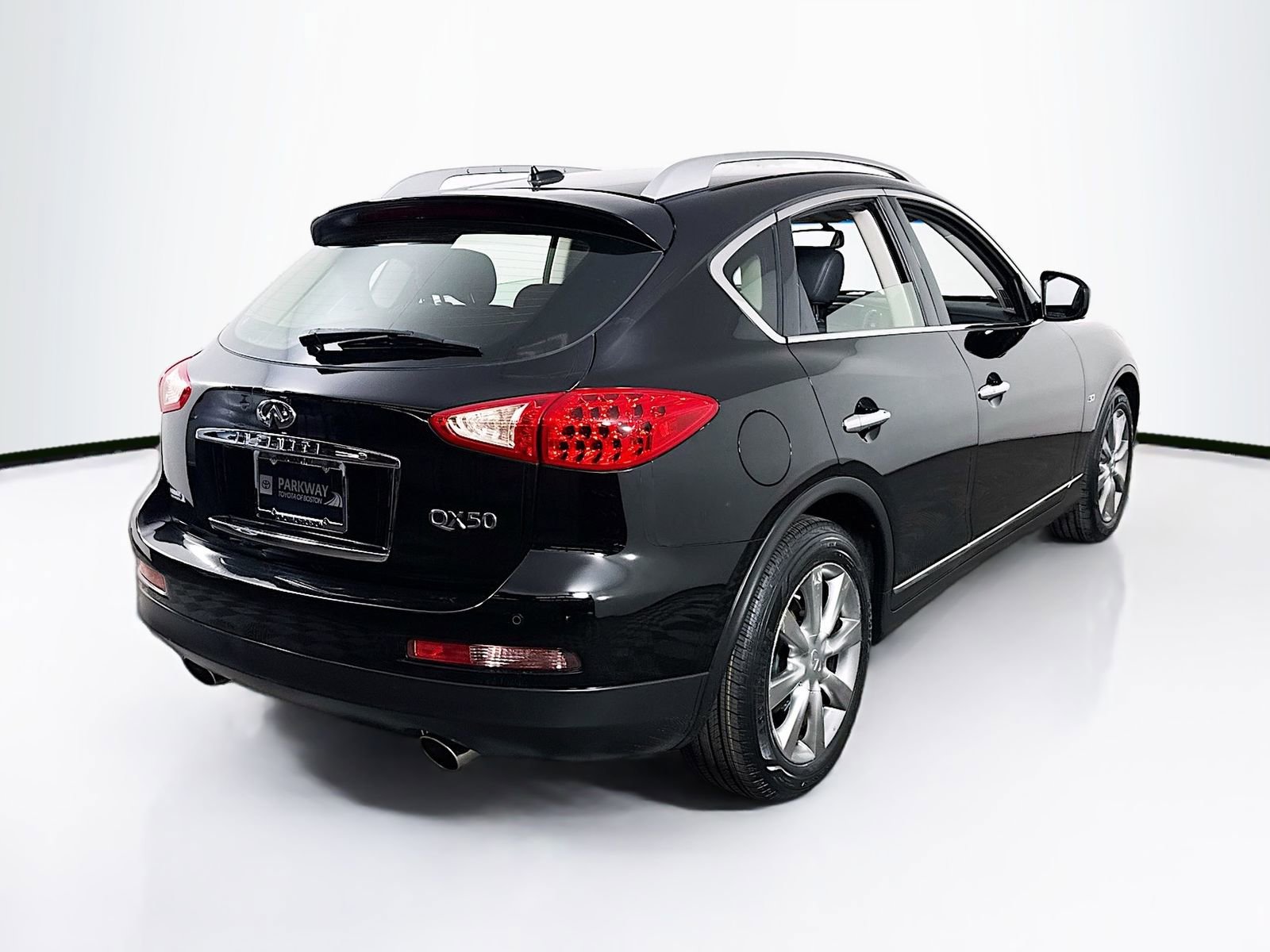 Used 2014 INFINITI QX50 Journey w/ Premium Package RWD image 7