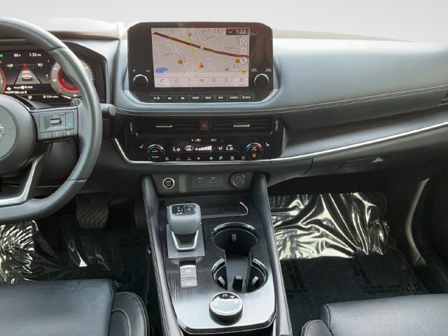Used 2021 Nissan Rogue Platinum AWD/4WD image 15