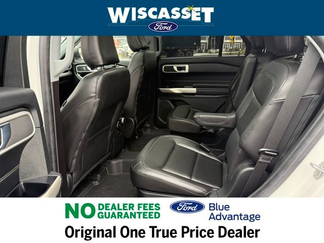 Certified 2022 Ford Explorer XLT w/ Equipment Group 202A image 5