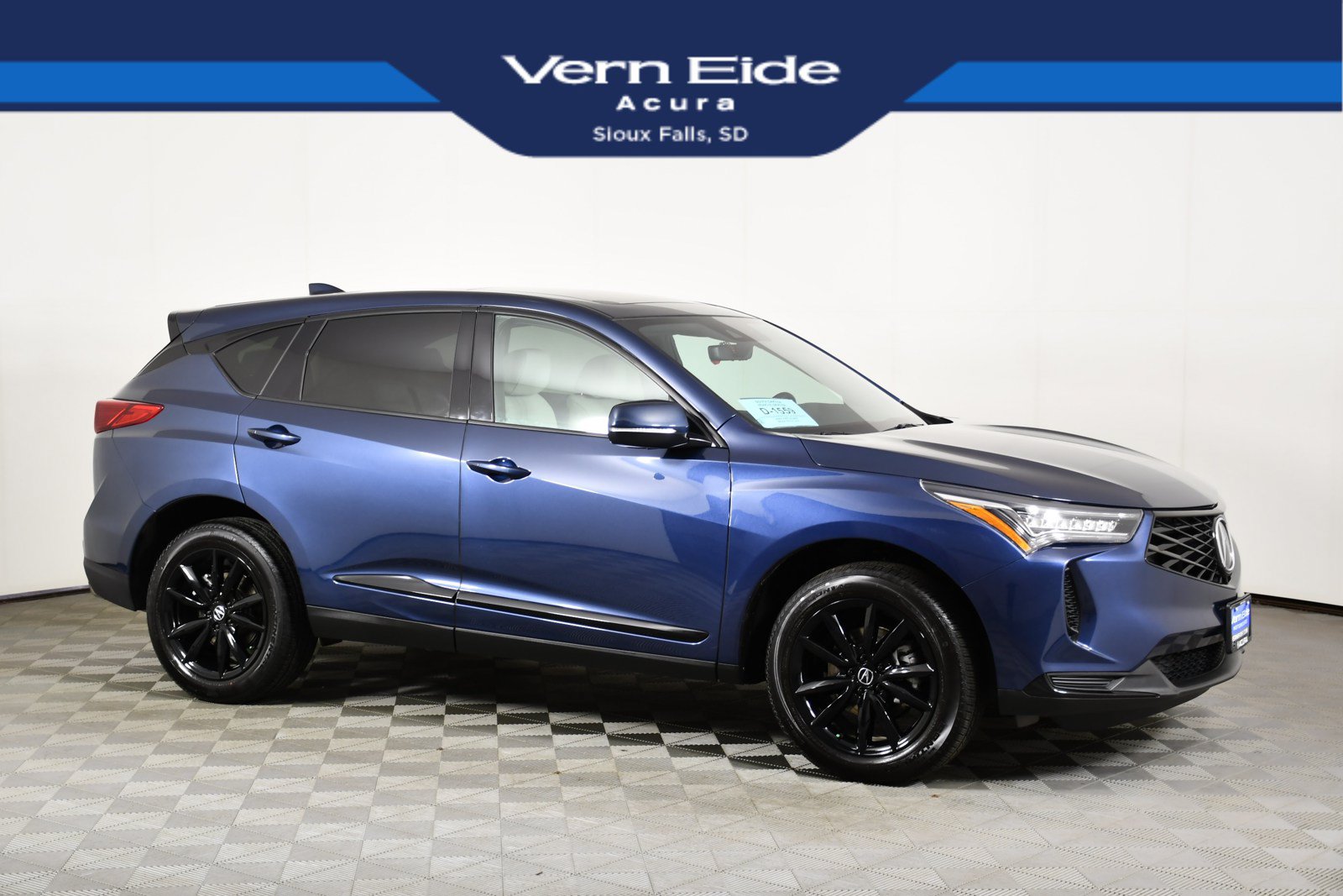 Used 2025 Acura RDX SH-AWD image 1