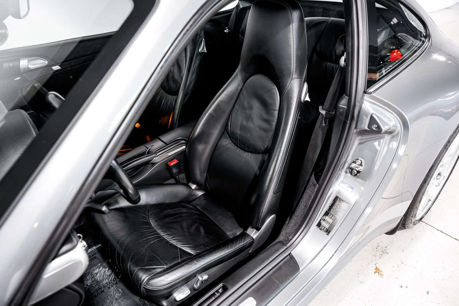Used 2005 Porsche 911 Carrera S RWD image 18
