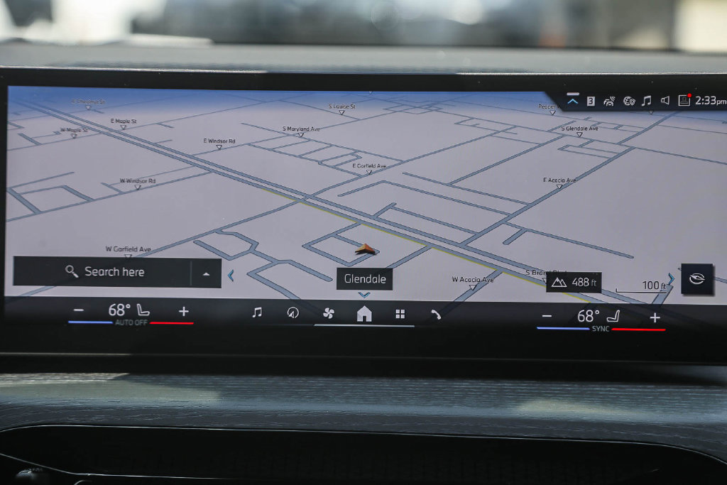 New 2026 BMW 330i Sedan RWD image 11