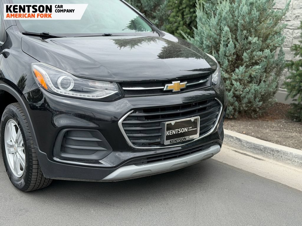 Used 2020 Chevrolet Trax LT AWD/4WD image 11