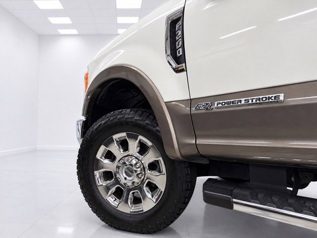 Used 2019 Ford F250 Lariat w/ Lariat Ultimate Package AWD/4WD image 8