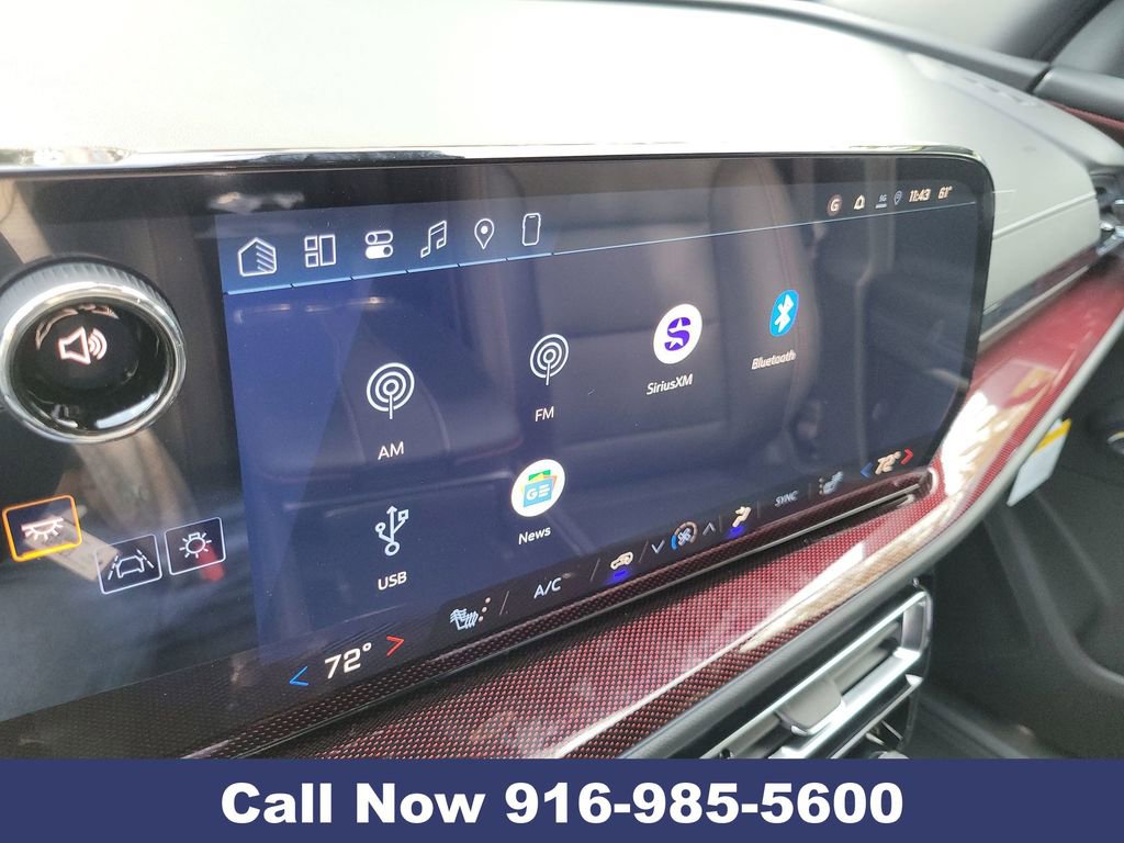 New 2026 Chevrolet Traverse Z71 w/ LPO, Floor Liner Package image 17