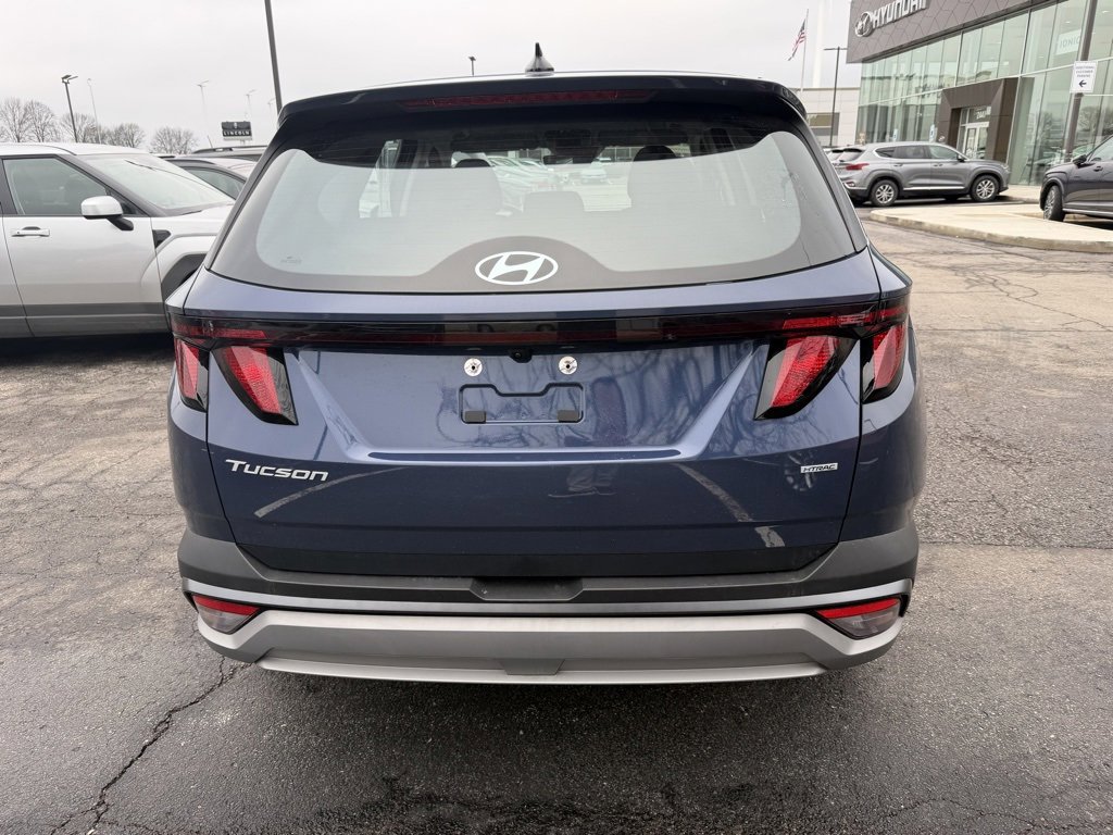 Used 2025 Hyundai Tucson SE image 4