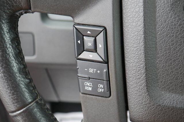 Used 2013 Ford F150 XLT w/ Luxury Equipment Group image 16