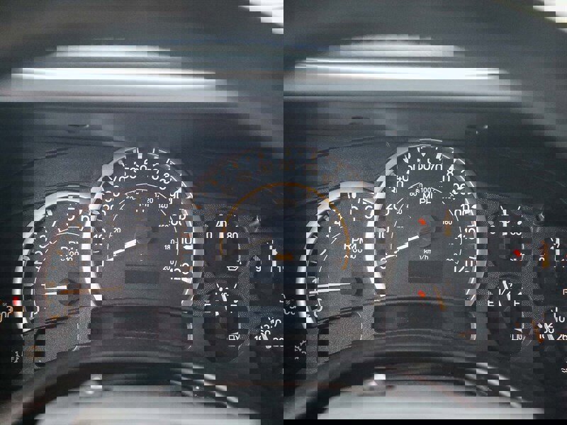 Used 2005 HUMMER H2 w/ Preferred Equipment Group image 29