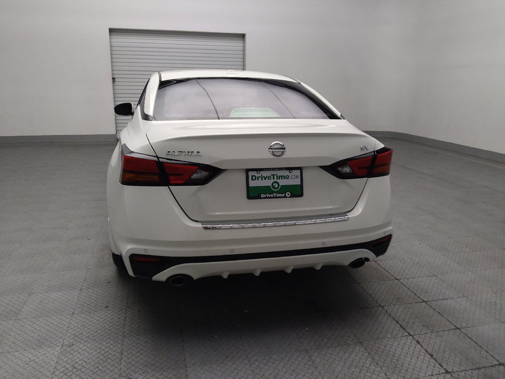 Used 2022 Nissan Altima 2.5 SV w/ SV Premium Package FWD image 6
