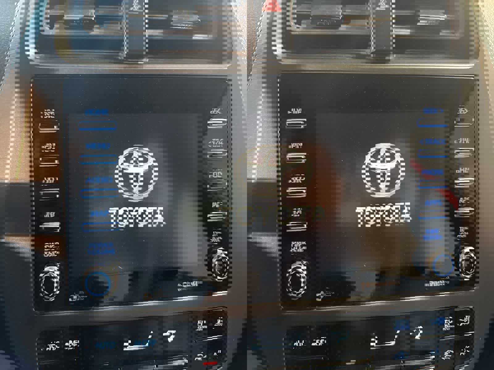 Used 2021 Toyota Prius image 25