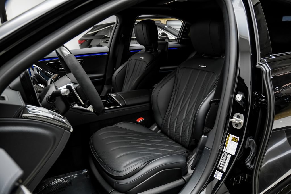 Used 2024 Mercedes-Benz S 63 AMG S image 32