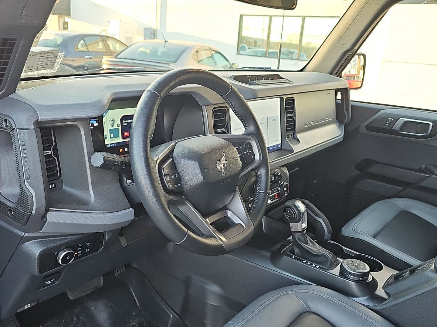 Used 2024 Ford Bronco Big Bend w/ Sasquatch Package image 4