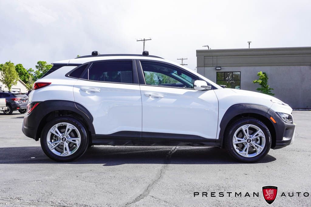 Used 2023 Hyundai Kona SEL AWD/4WD image 16