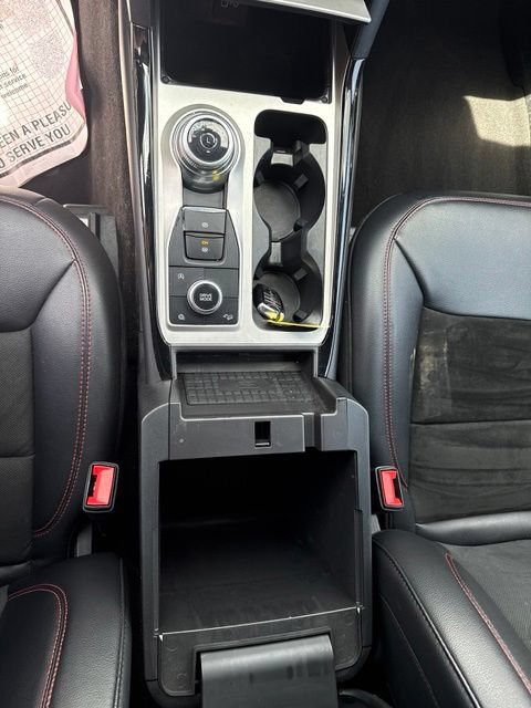 Used 2024 Ford Explorer ST-Line w/ Class IV Trailer Tow Package AWD/4WD image 22