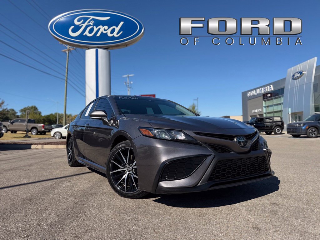 Used 2023 Toyota Camry SE
