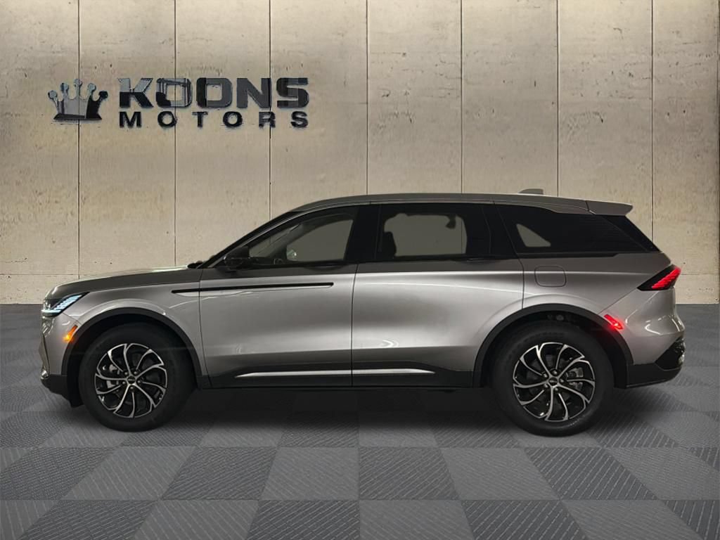 New 2026 Lincoln Nautilus Premier AWD/4WD image 4