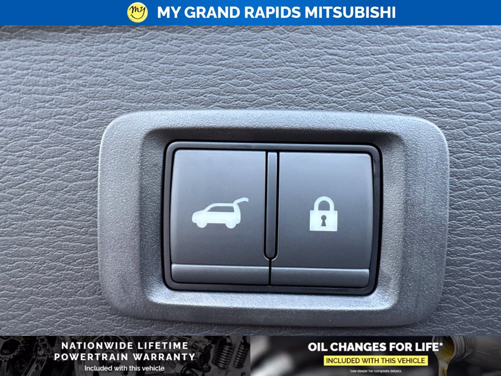 New 2026 Mitsubishi Outlander SEL AWD/4WD image 26