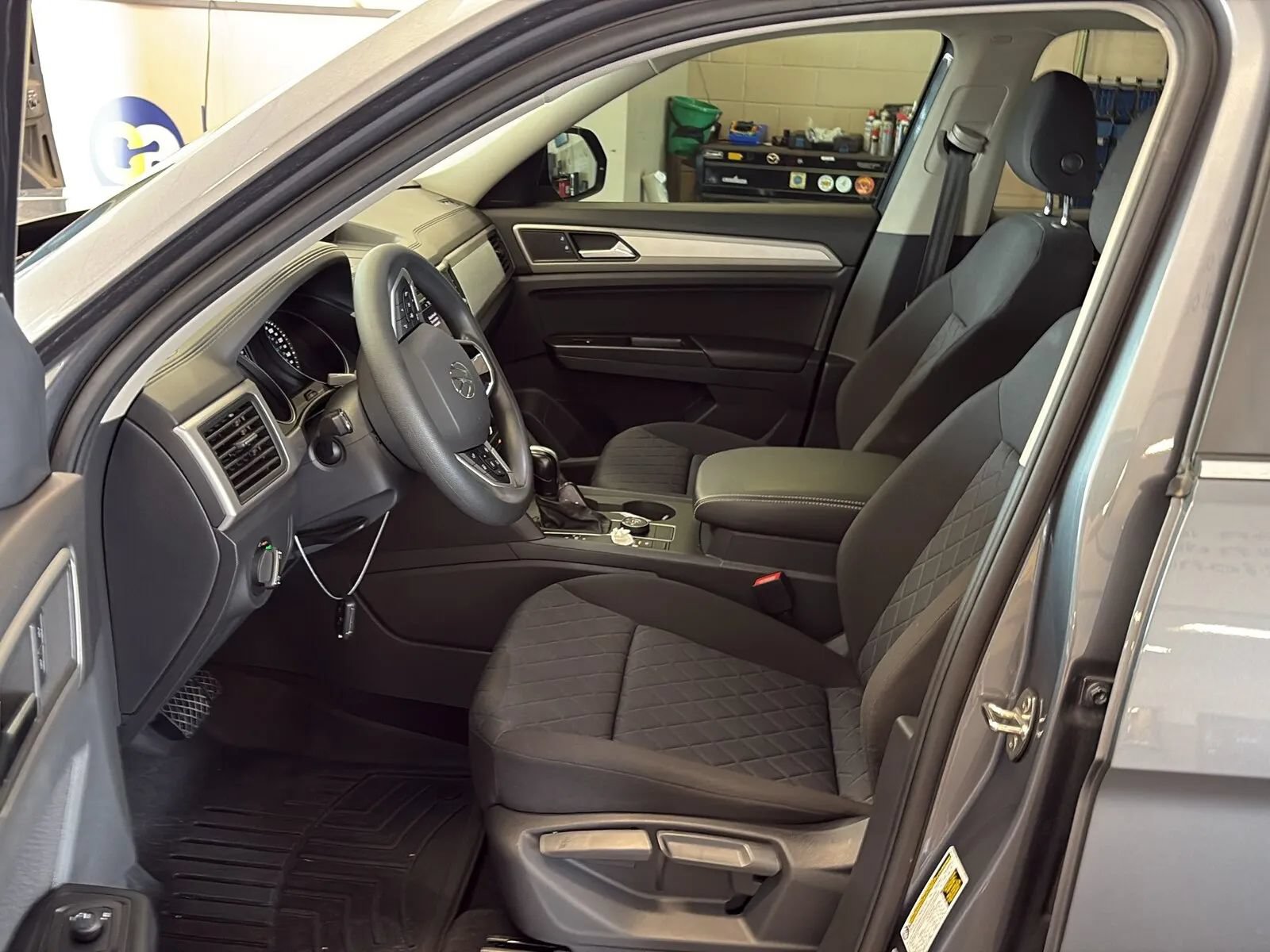 Used 2021 Volkswagen Atlas S AWD/4WD image 3