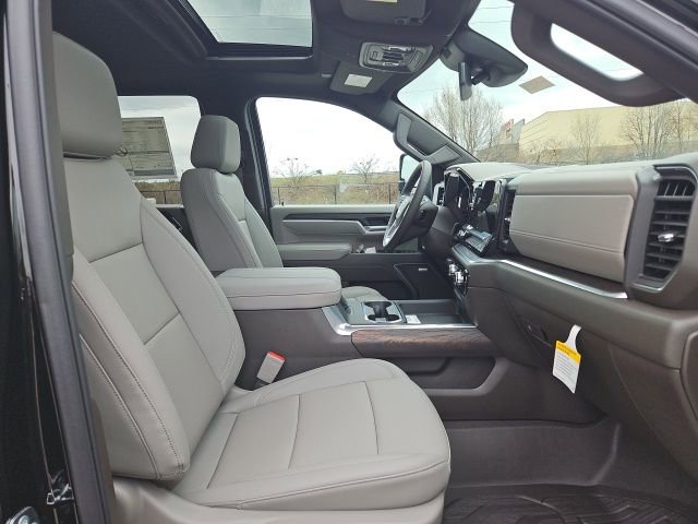 New 2026 GMC Sierra 2500 SLT w/ Max Trailering Package image 21