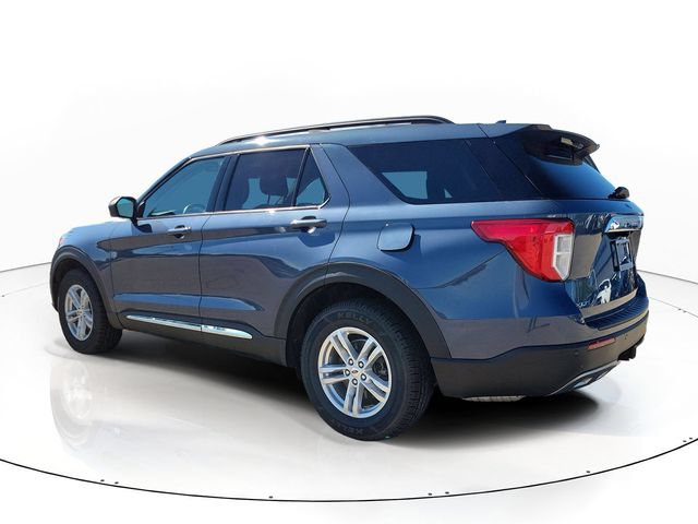Used 2021 Ford Explorer XLT w/ Equipment Group 202A AWD/4WD image 4