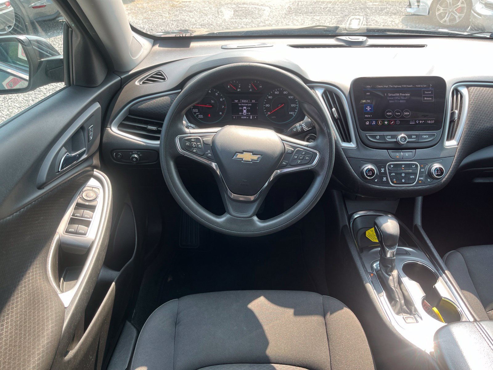 Used 2023 Chevrolet Malibu LT FWD image 11