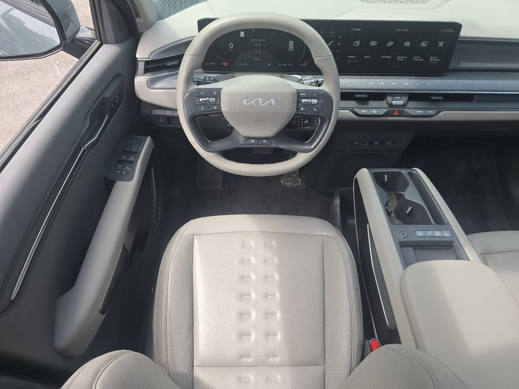 Used 2024 Kia EV9 Wind AWD/4WD image 25