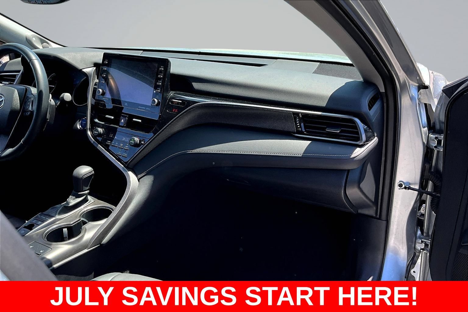 Used 2024 Toyota Camry XSE w/ Navigation Package FWD image 34