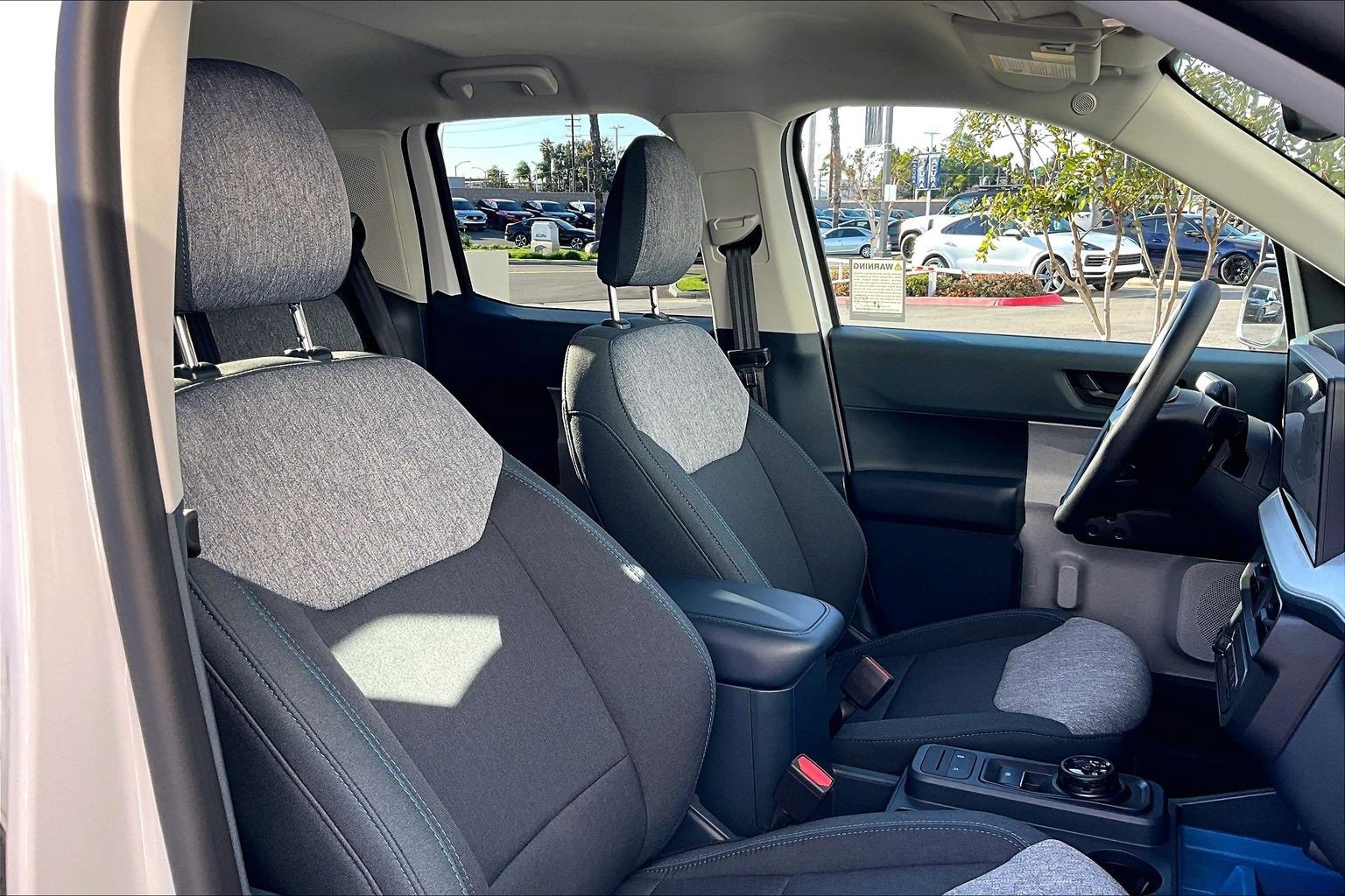 Used 2025 Ford Maverick XLT w/ Equipment Group 302A image 7